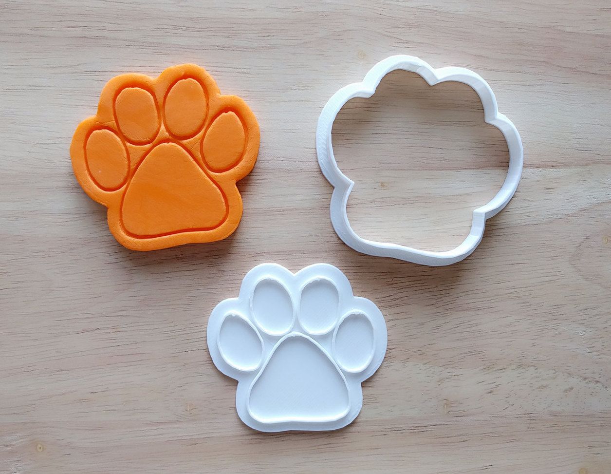 paw biscuit cutter